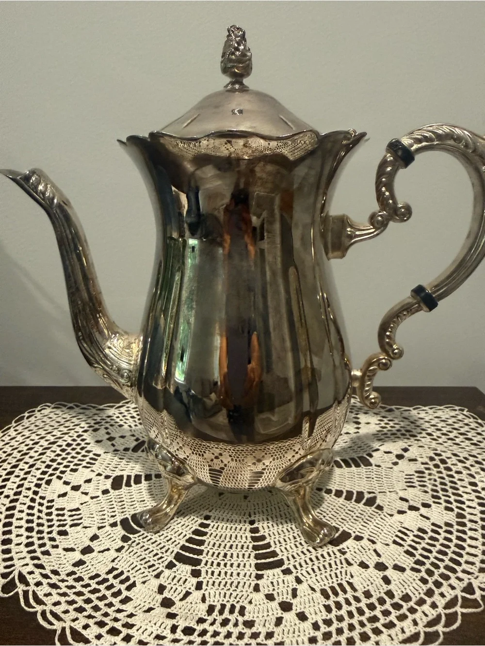Silver Plated ColorTea/Coffee Pot - Classic Home Dining Accent